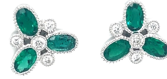 Emerald and white gold flower earrings