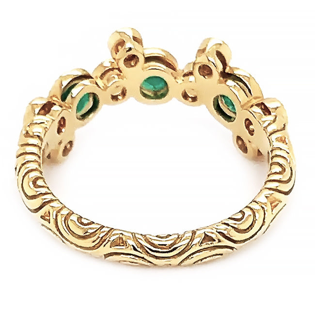 18 kt yellow gold band with emeralds and diamonds